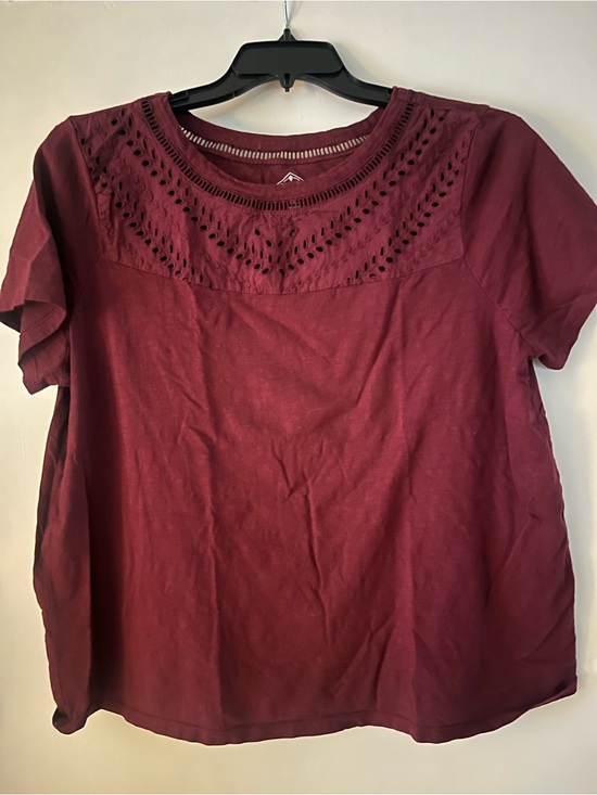 St. John's Bay Tops - Women’s Short Sleeve Cutout Top in Burgundy